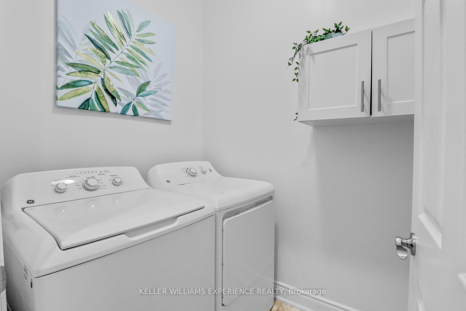 Photo 30 of 92 Lily Drive, Orillia — HOMEH