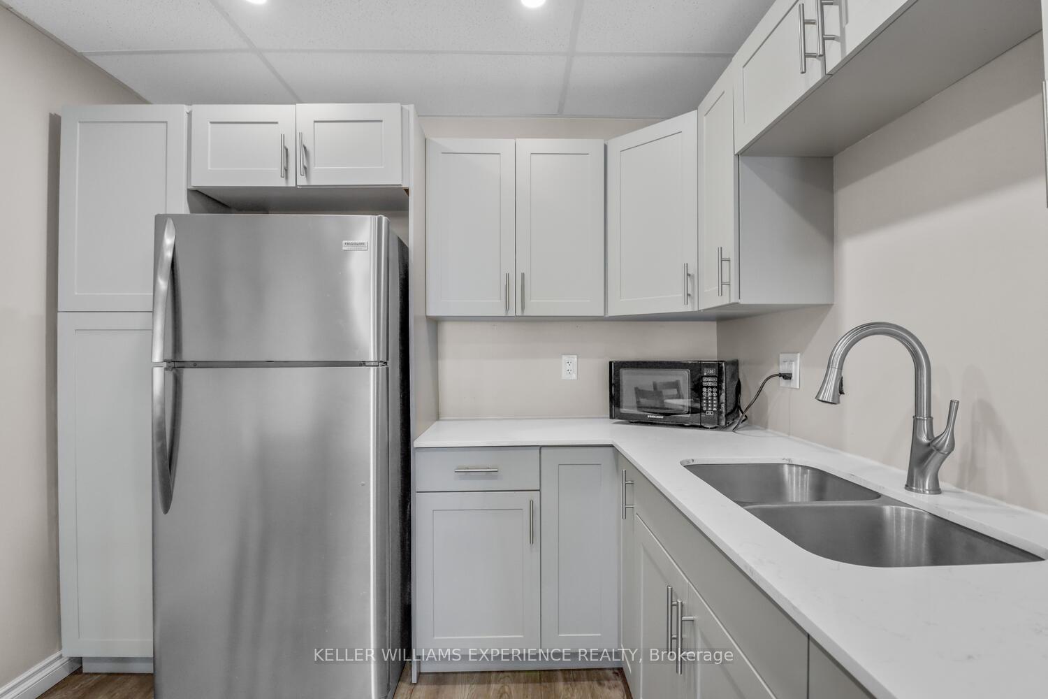 Photo 33 of 92 Lily Drive, Orillia — HOMEH