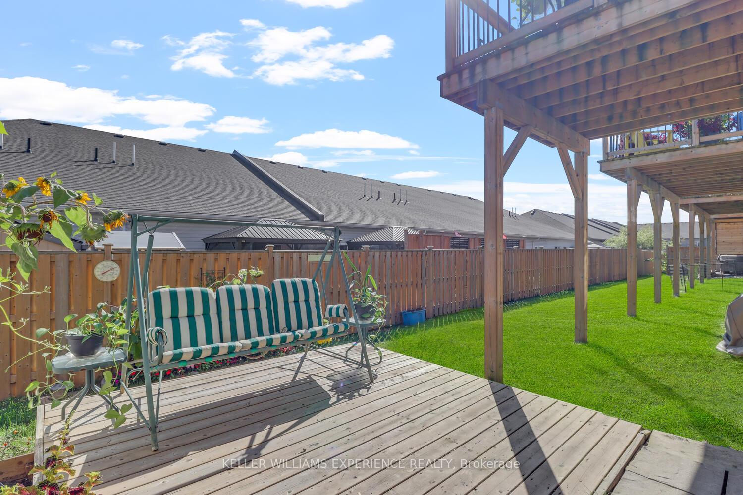 Photo 42 of 92 Lily Drive, Orillia — HOMEH