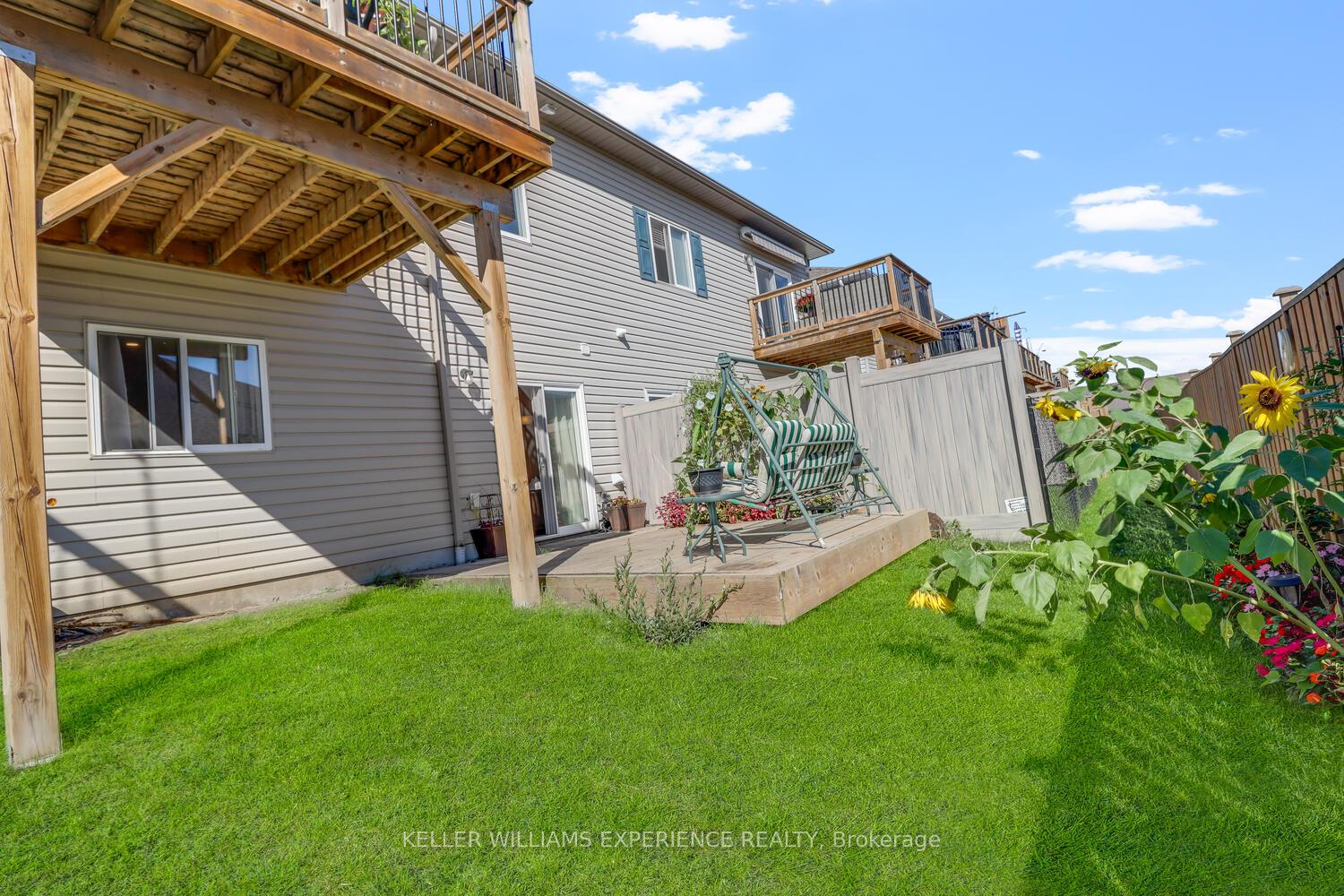 Photo 44 of 92 Lily Drive, Orillia — HOMEH