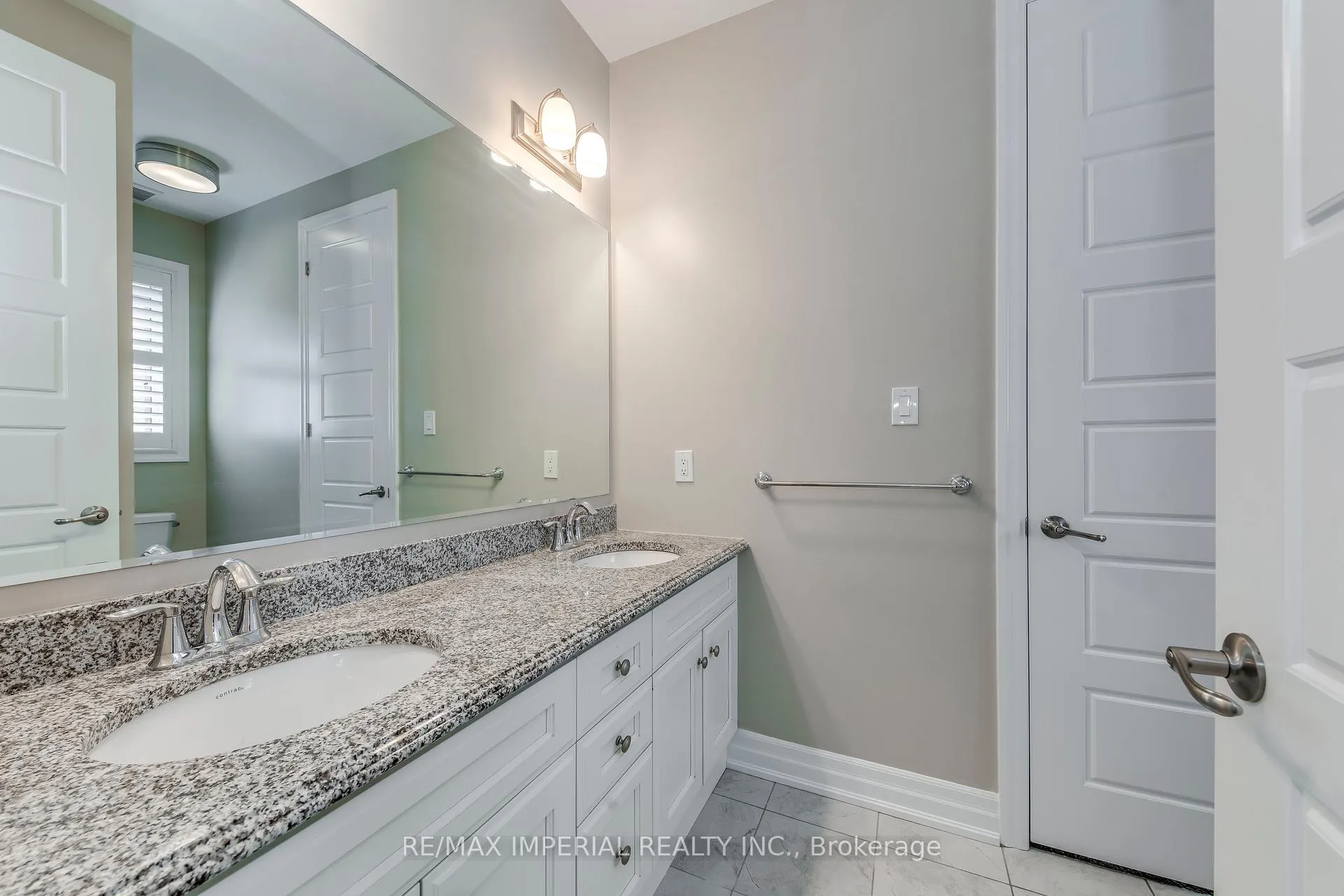 Photo 31 of 3263 Donald Mackay Street, Oakville, Glenorchy — HOMEH