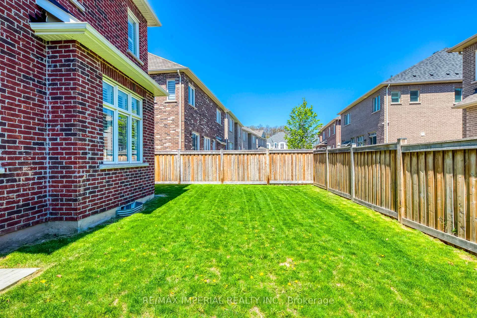 Photo 43 of 3263 Donald Mackay Street, Oakville, Glenorchy — HOMEH