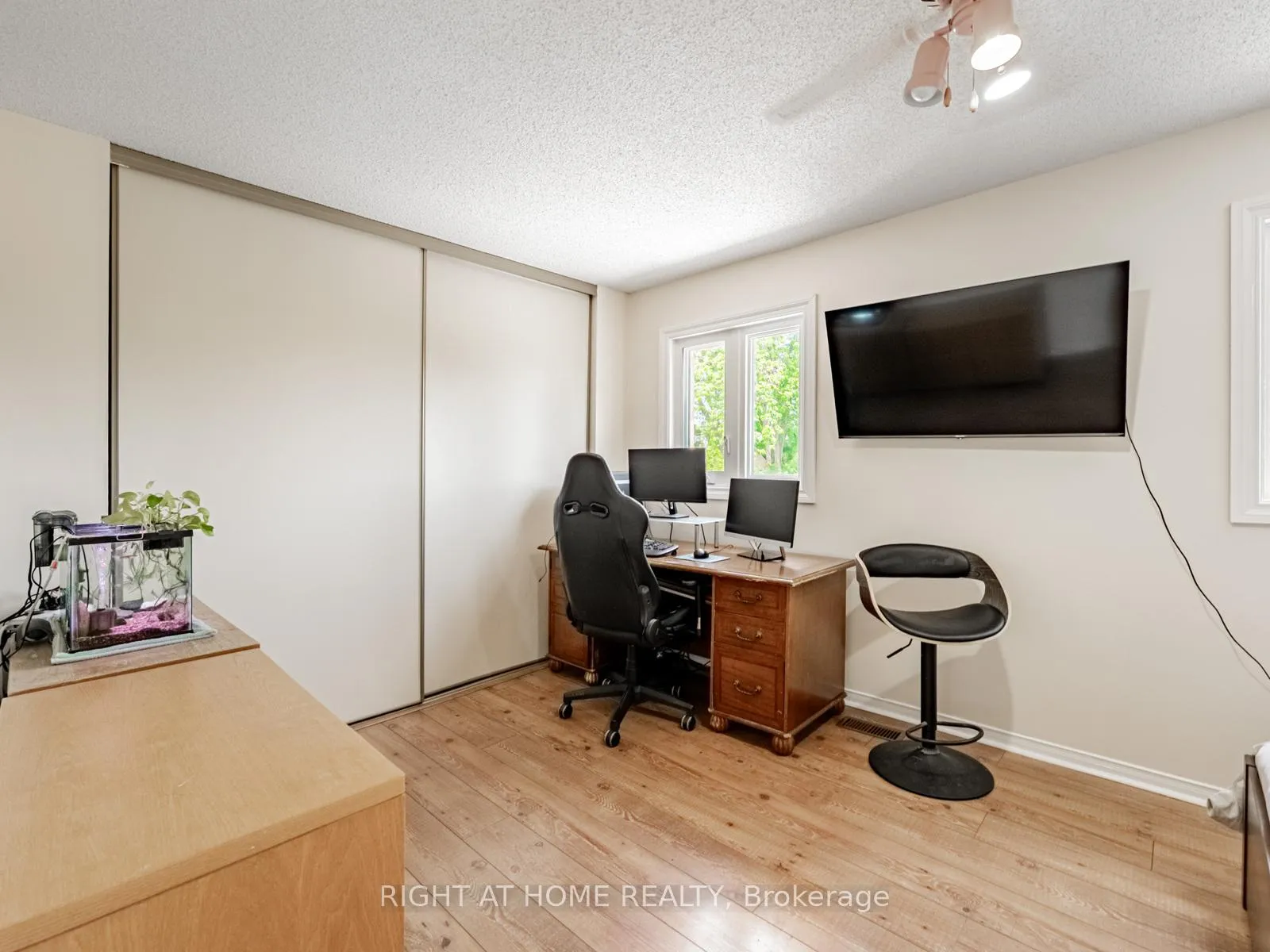 Photo 22 of 1129 Beechnut Road, Oakville, Clearview — HOMEH