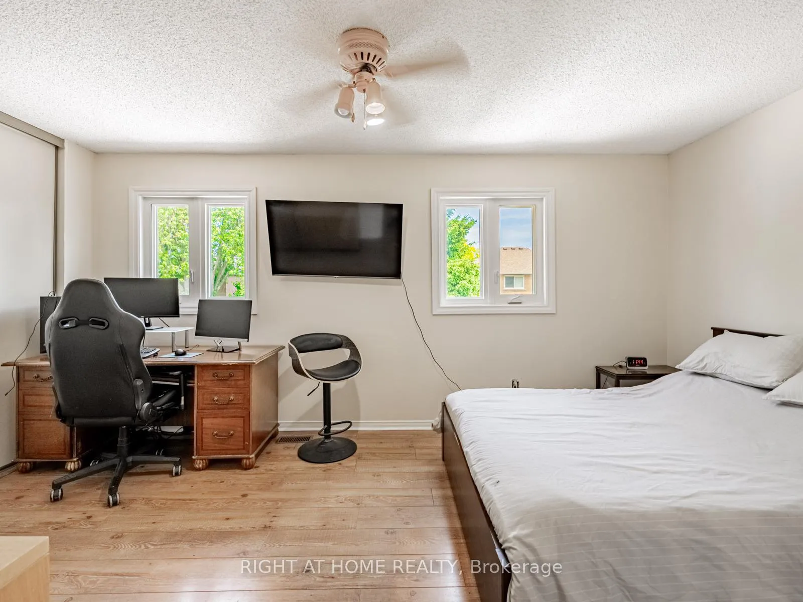 Photo 24 of 1129 Beechnut Road, Oakville, Clearview — HOMEH
