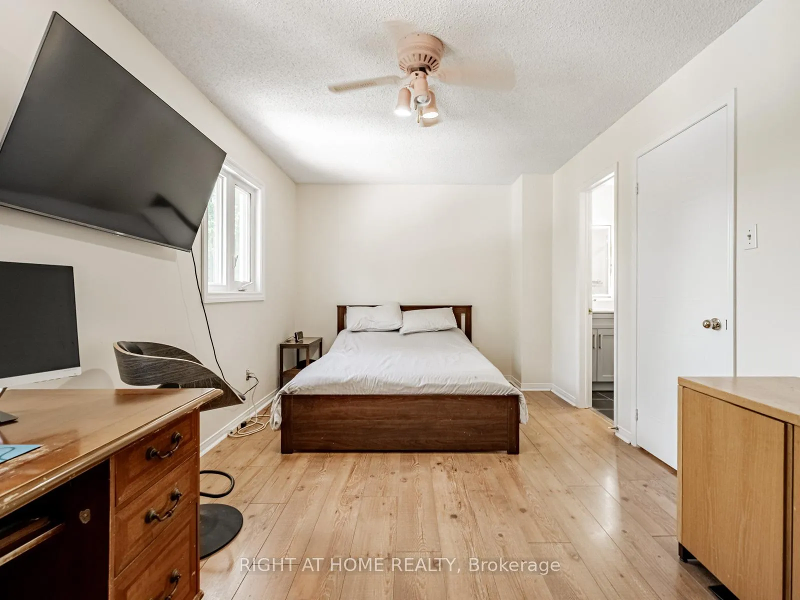 Photo 25 of 1129 Beechnut Road, Oakville, Clearview — HOMEH