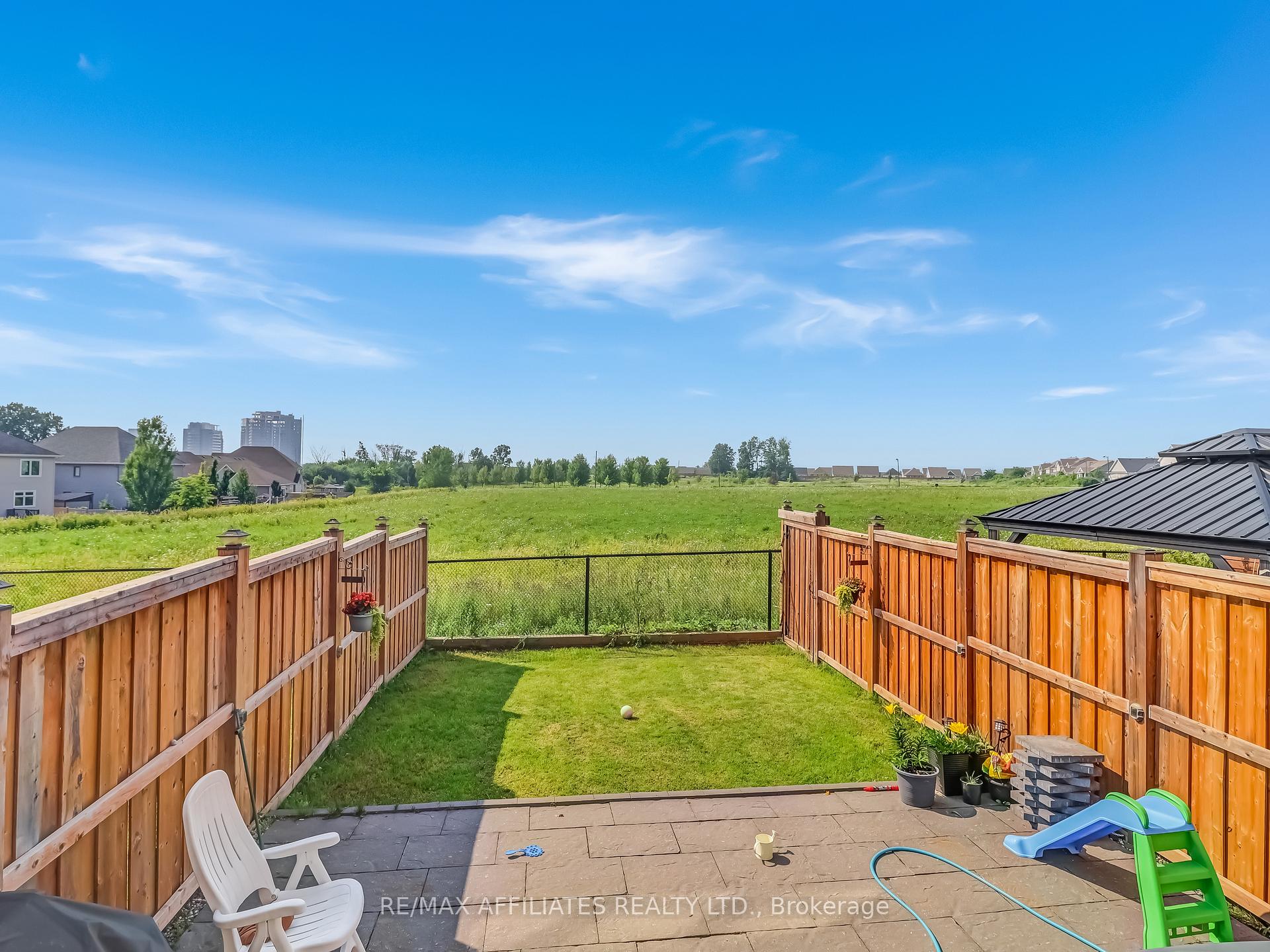 Photo 30 of 357 Mishawashkode Street, Ottawa, Camelot — HOMEH