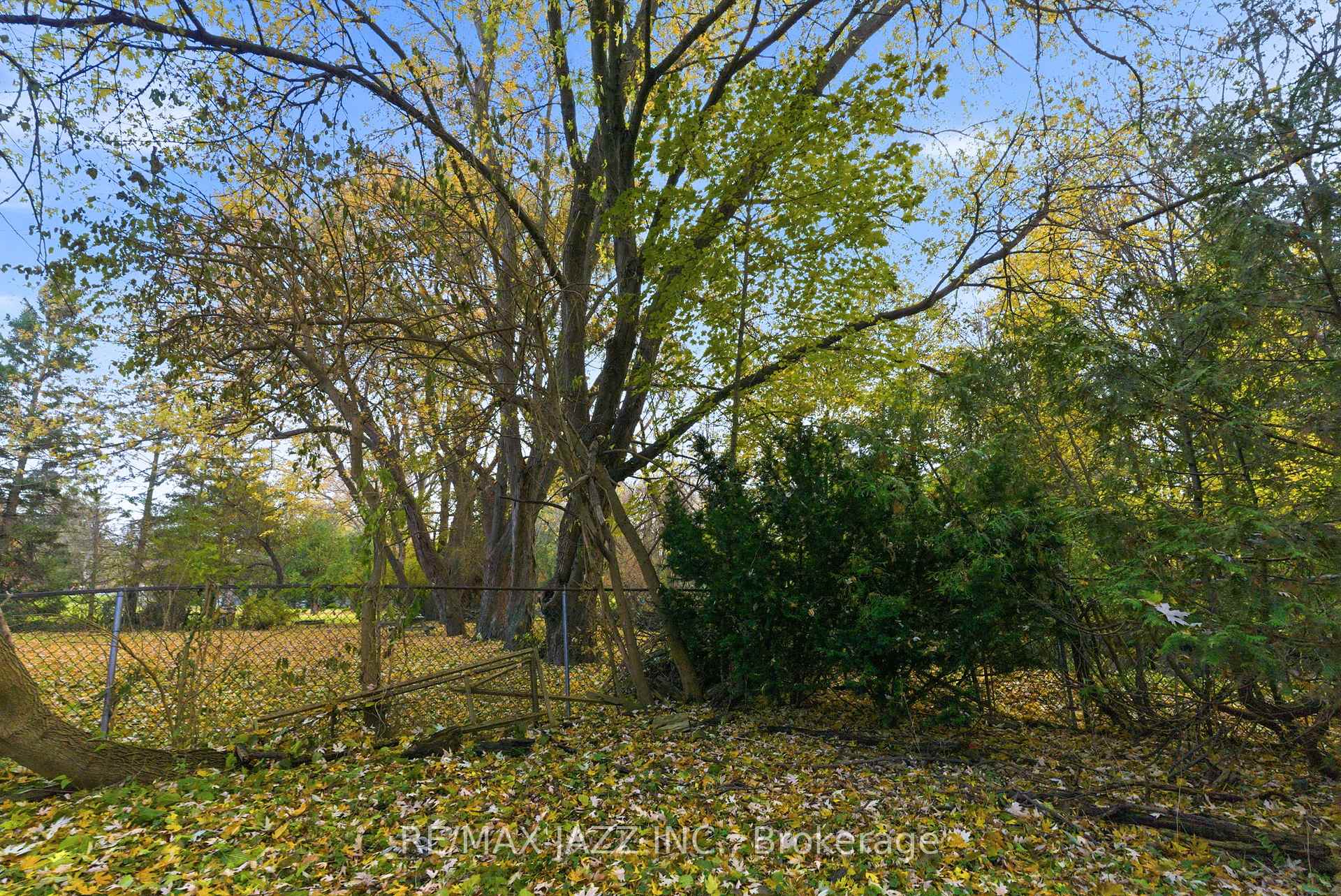 Photo 25 of 286 Lorindale Drive, Oshawa, Donevan — HOMEH