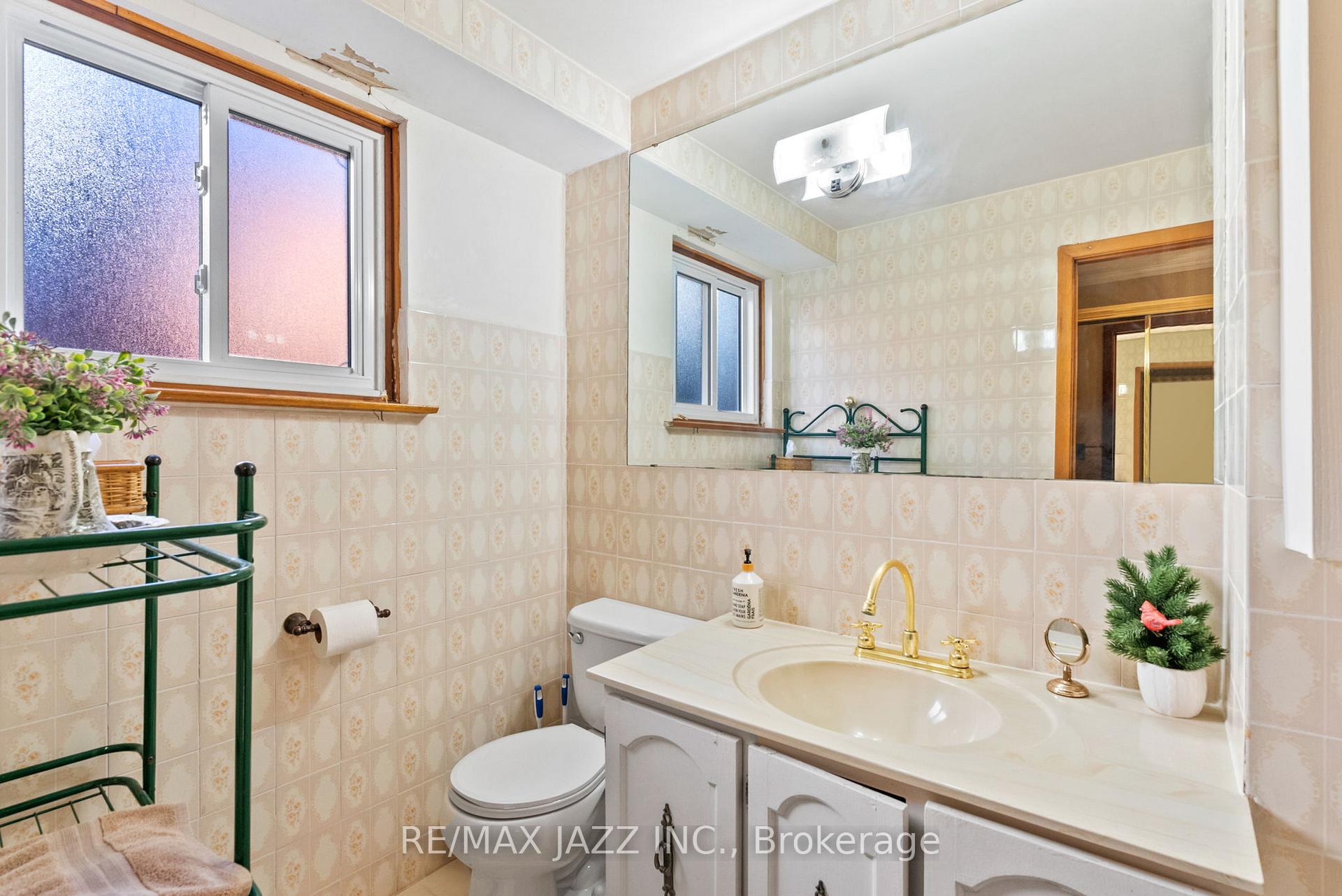 Photo 42 of 286 Lorindale Drive, Oshawa, Donevan — HOMEH