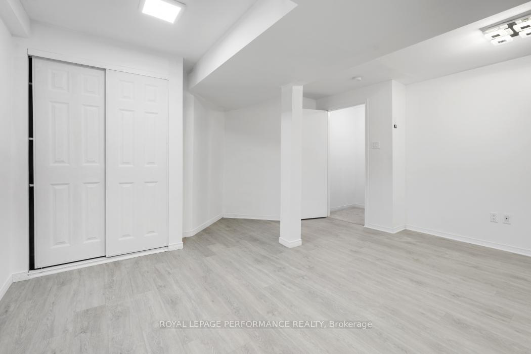 Photo 27 of 1416 Caravel Crescent, Ottawa, Bilberry Creek/Queenswood Heights — HOMEH