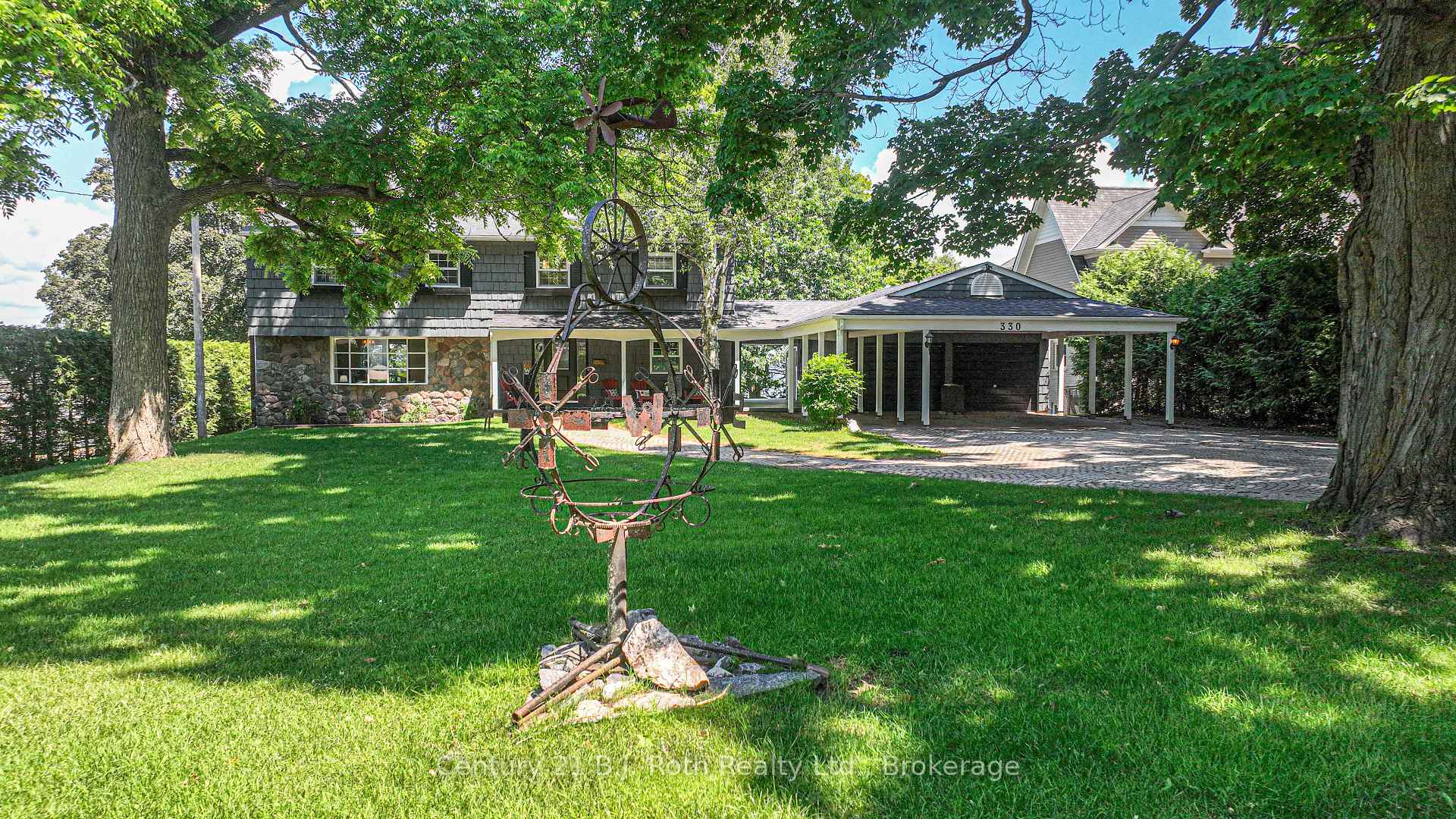 Photo 5 of 330 Bay Street, Orillia — HOMEH