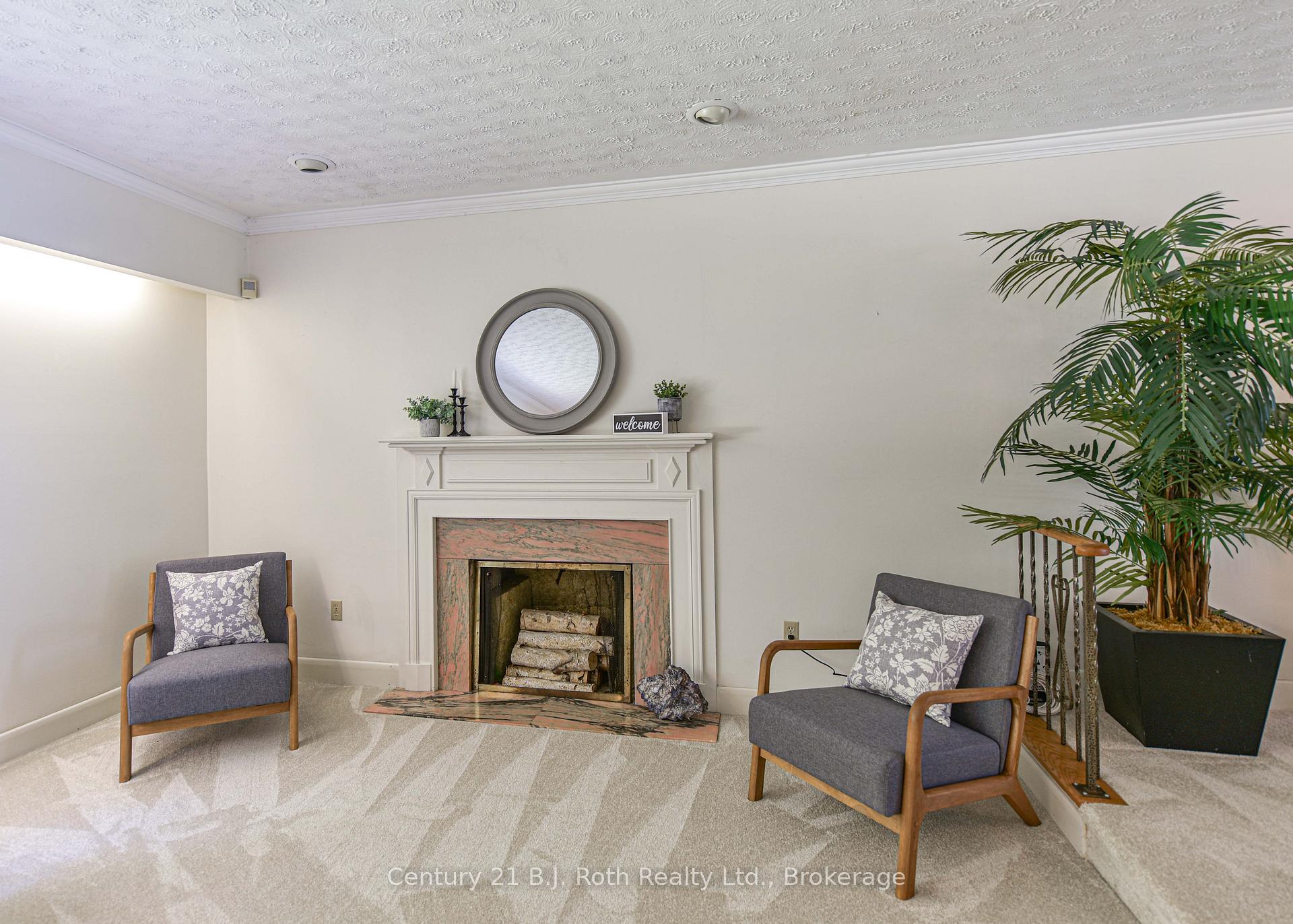 Photo 9 of 330 Bay Street, Orillia — HOMEH