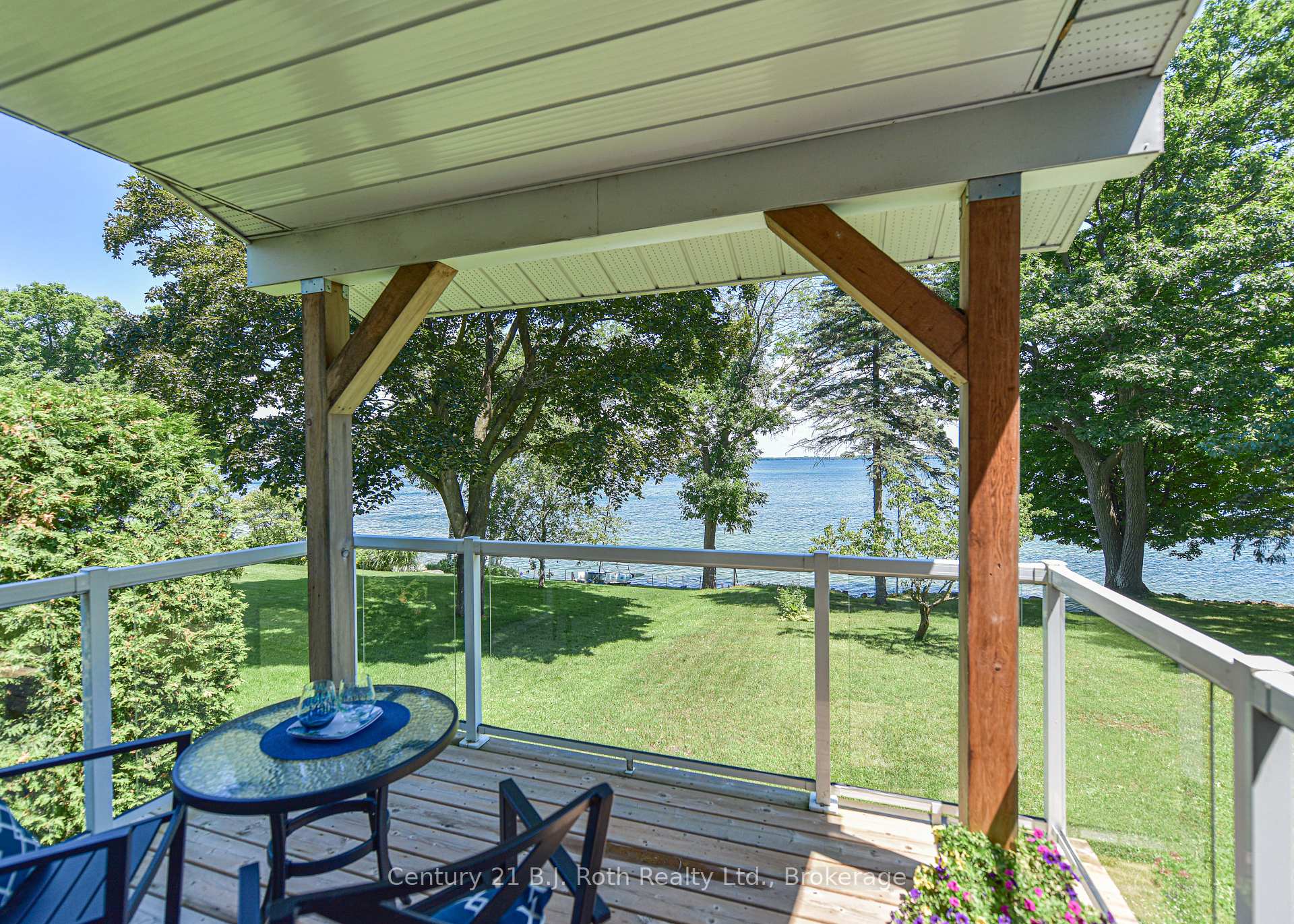 Photo 12 of 330 Bay Street, Orillia — HOMEH