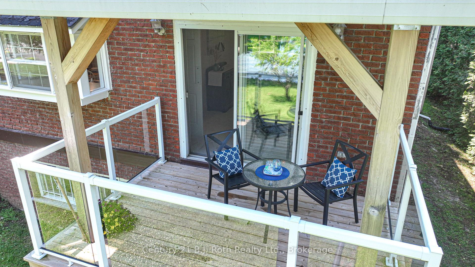 Photo 13 of 330 Bay Street, Orillia — HOMEH