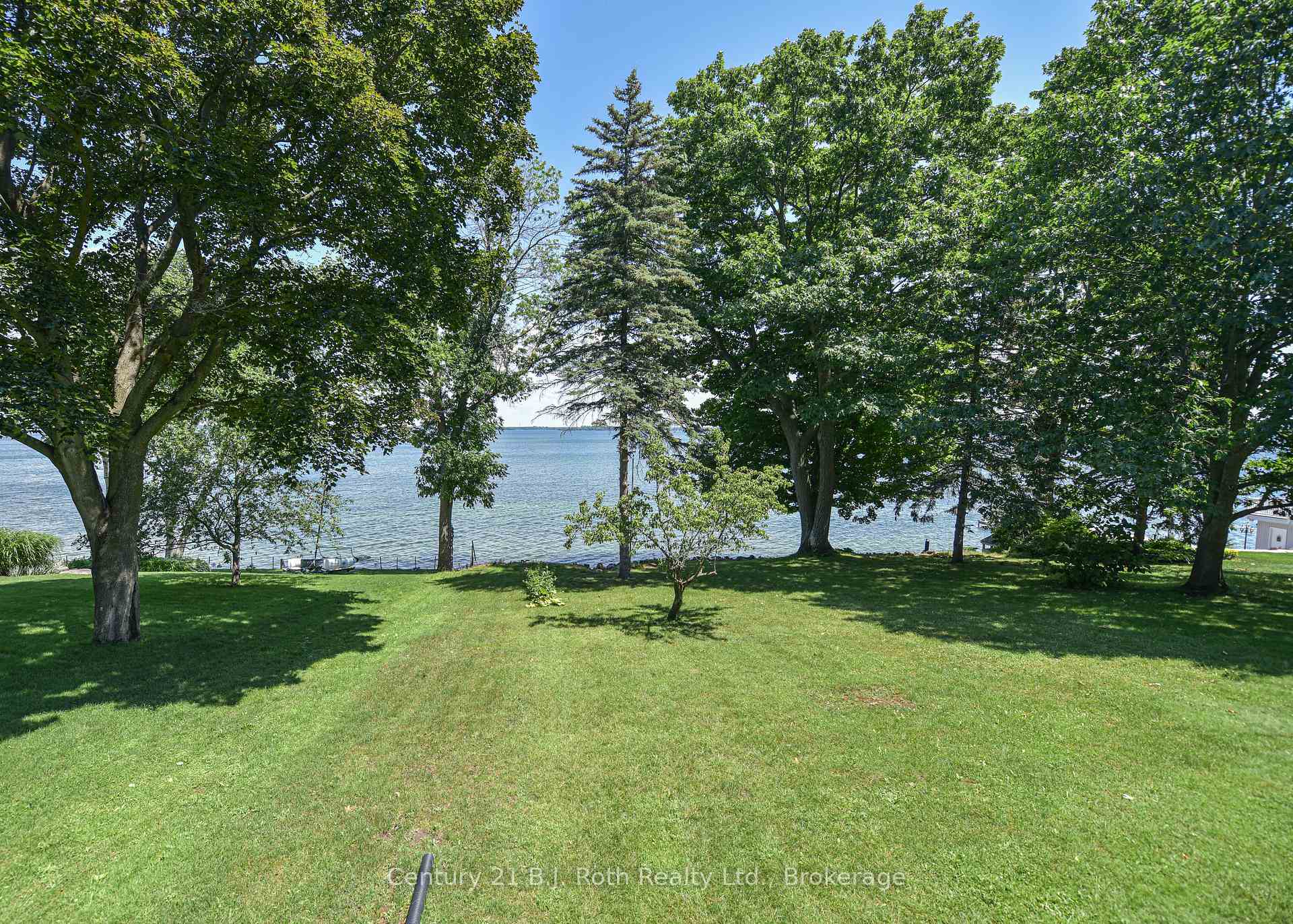 Photo 37 of 330 Bay Street, Orillia — HOMEH