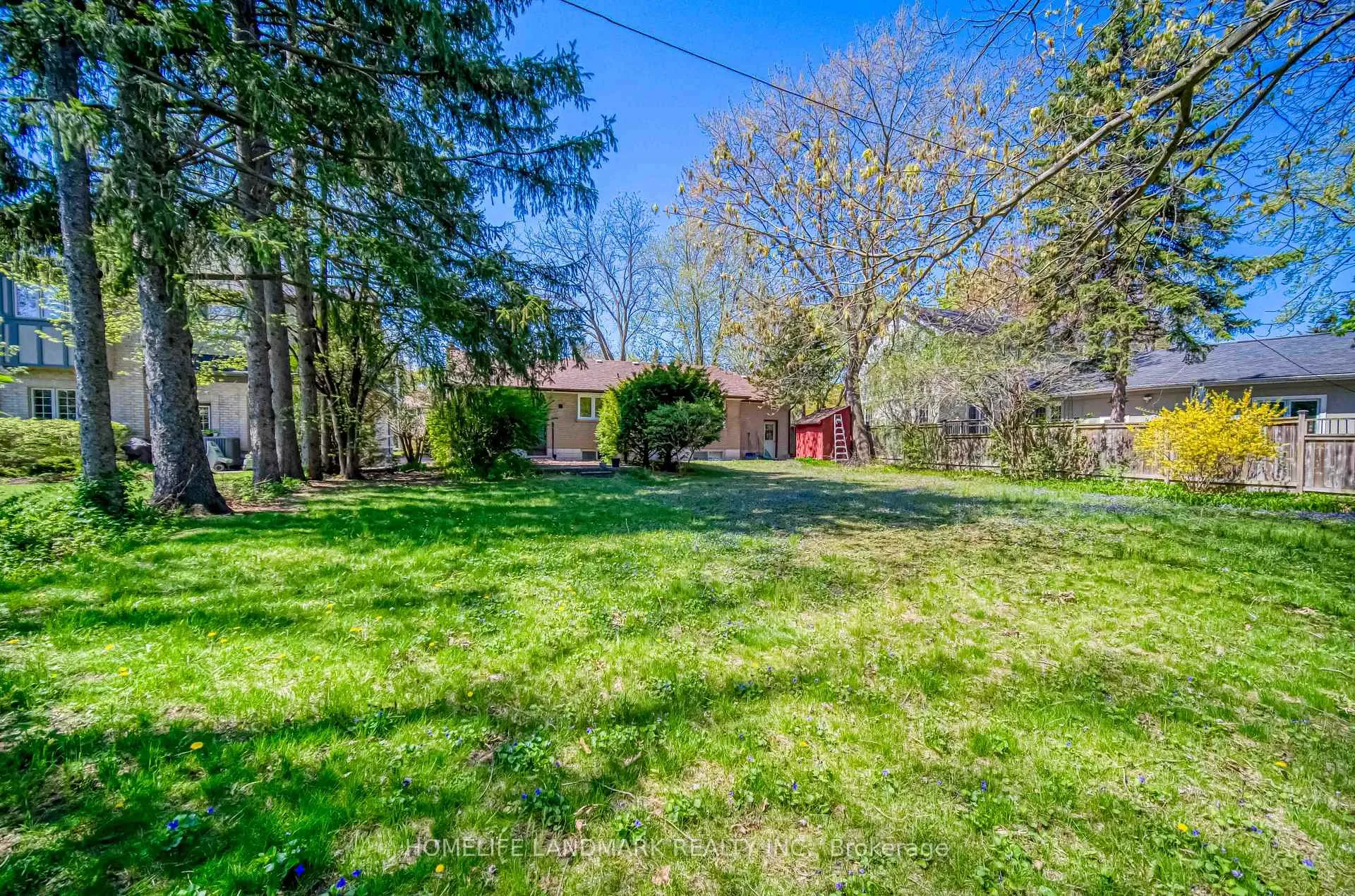 Photo 28 of 425 Maple Grove Drive, Oakville, Ford — HOMEH