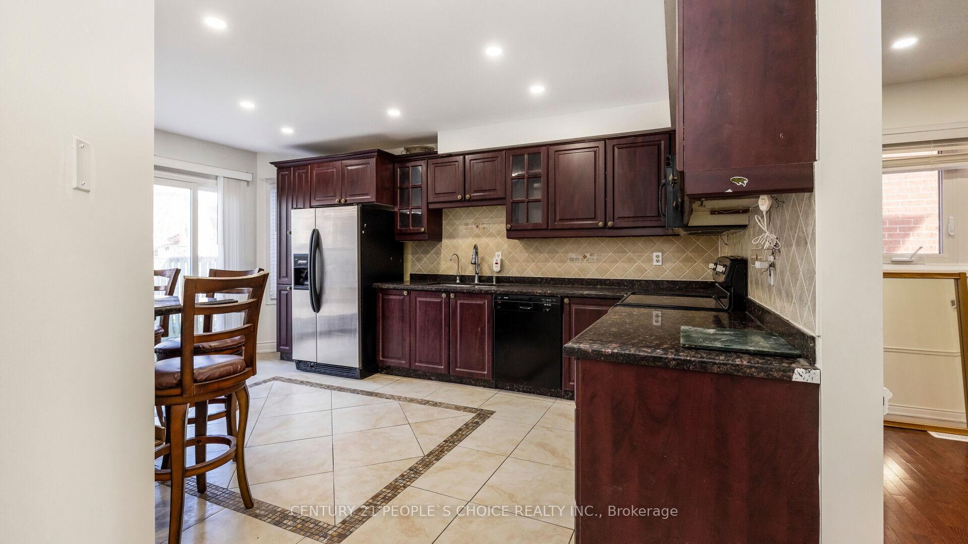Photo 16 of 3464 Nutcracker Drive, Mississauga, Lisgar — HOMEH