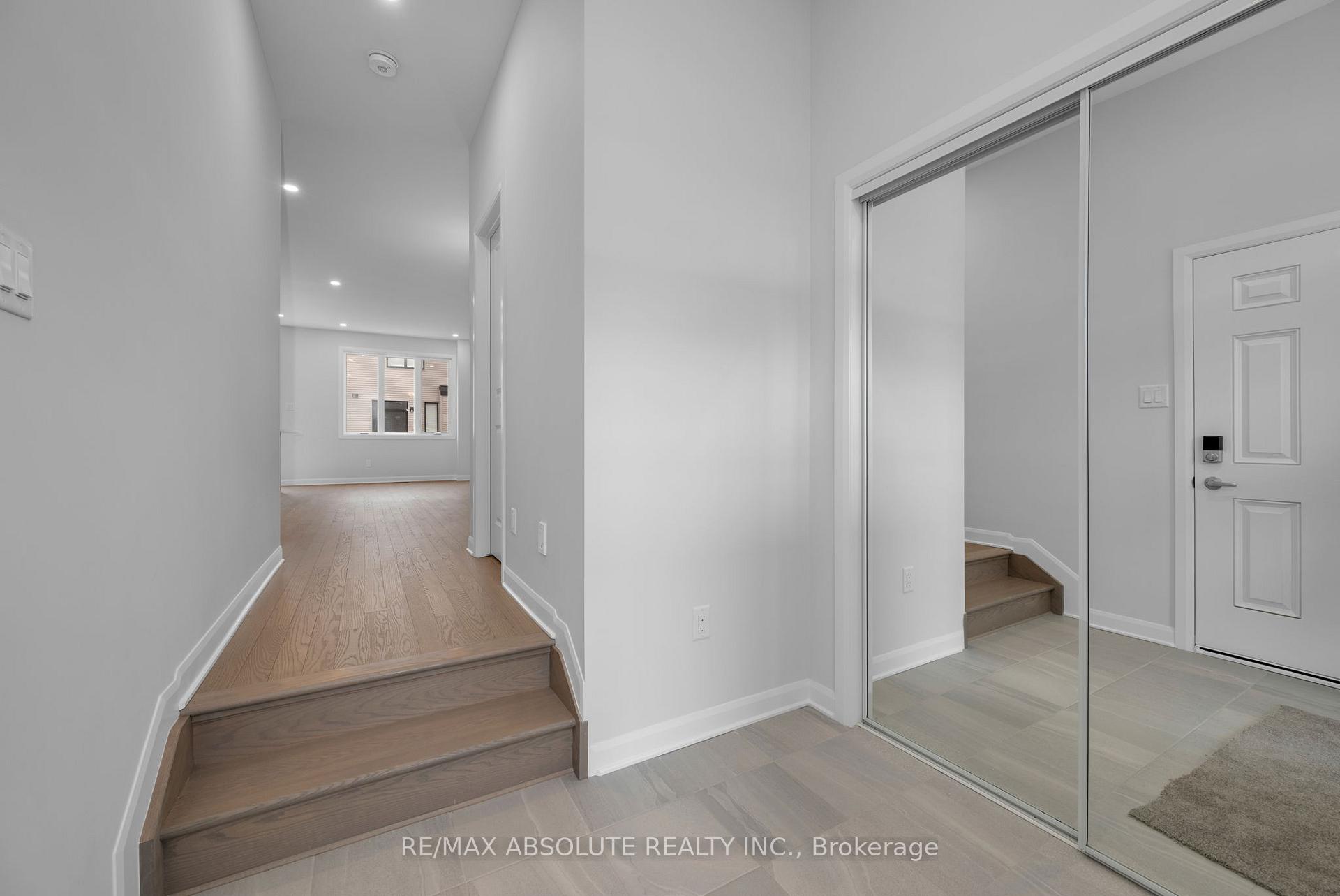 Photo 2 of 312 Establish Avenue, Ottawa, Avalon West — HOMEH
