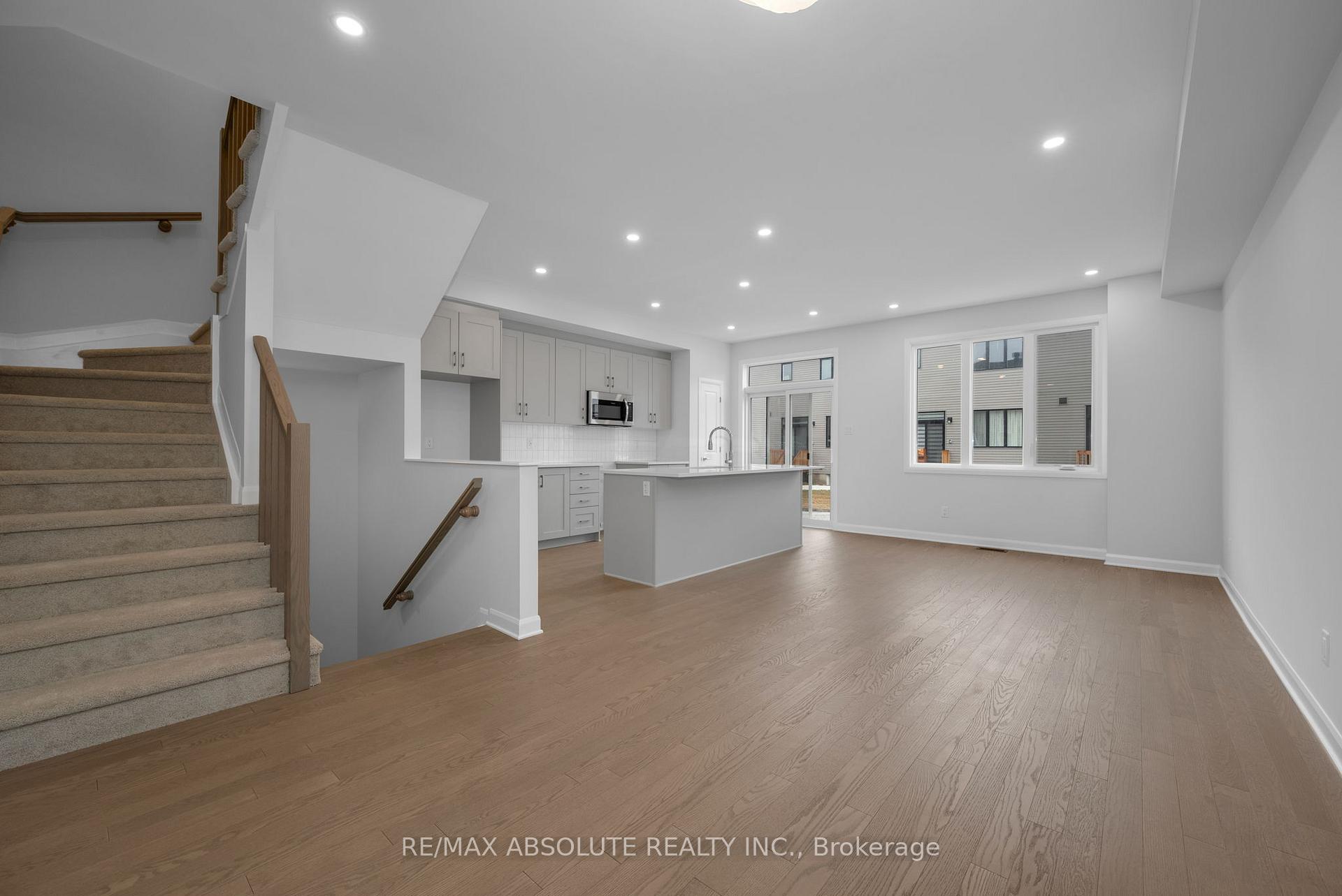Photo 4 of 312 Establish Avenue, Ottawa, Avalon West — HOMEH