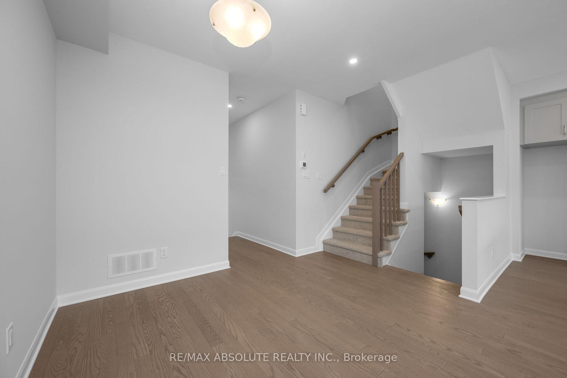 Photo 9 of 312 Establish Avenue, Ottawa, Avalon West — HOMEH