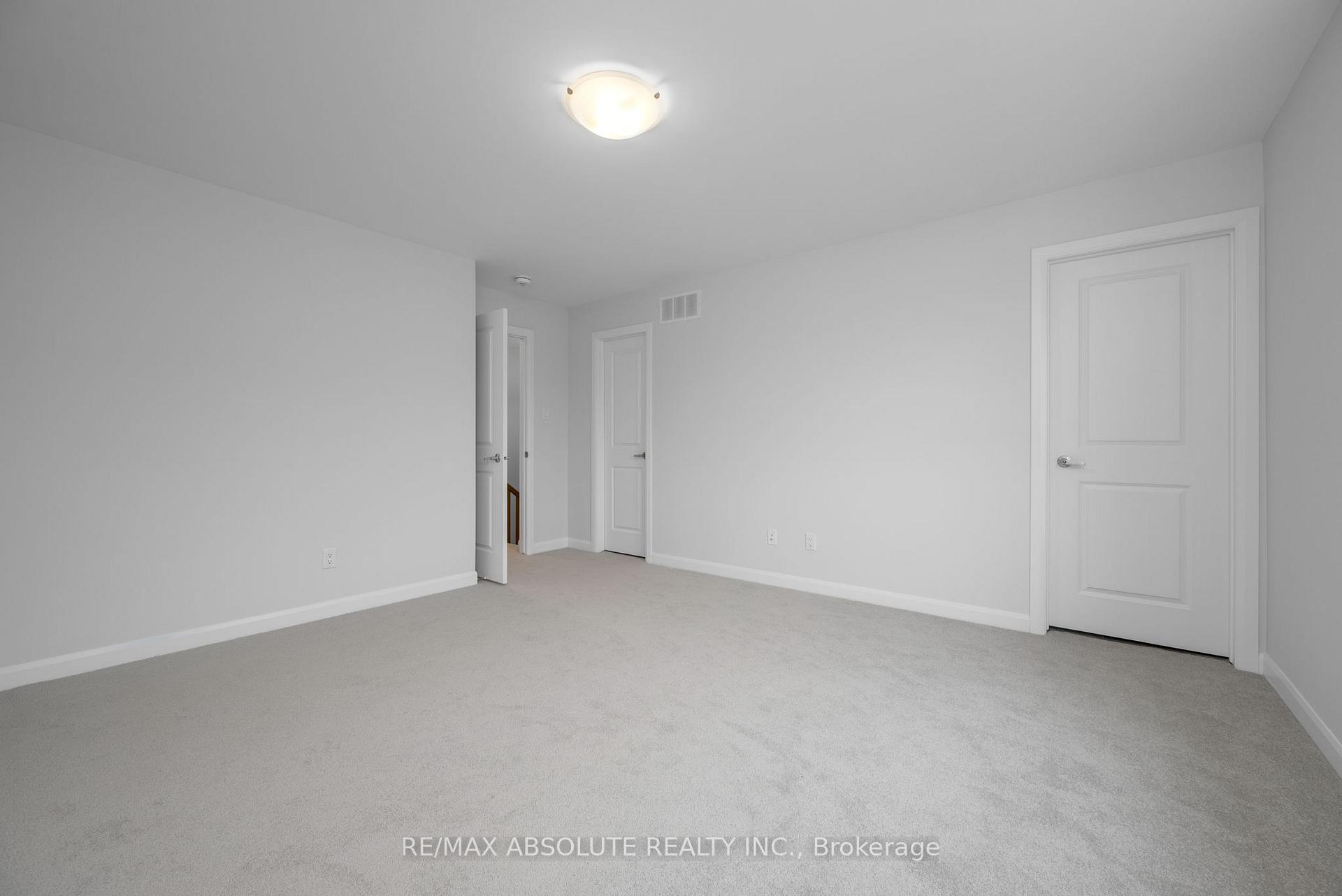 Photo 16 of 312 Establish Avenue, Ottawa, Avalon West — HOMEH