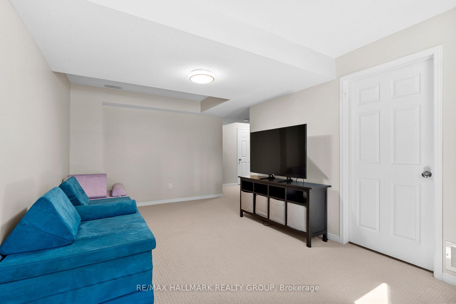 Photo 26 of 379 Rolling Meadow Crescent, Ottawa, Mer Bleue/Bradley Estates/Anderson Park — HOMEH