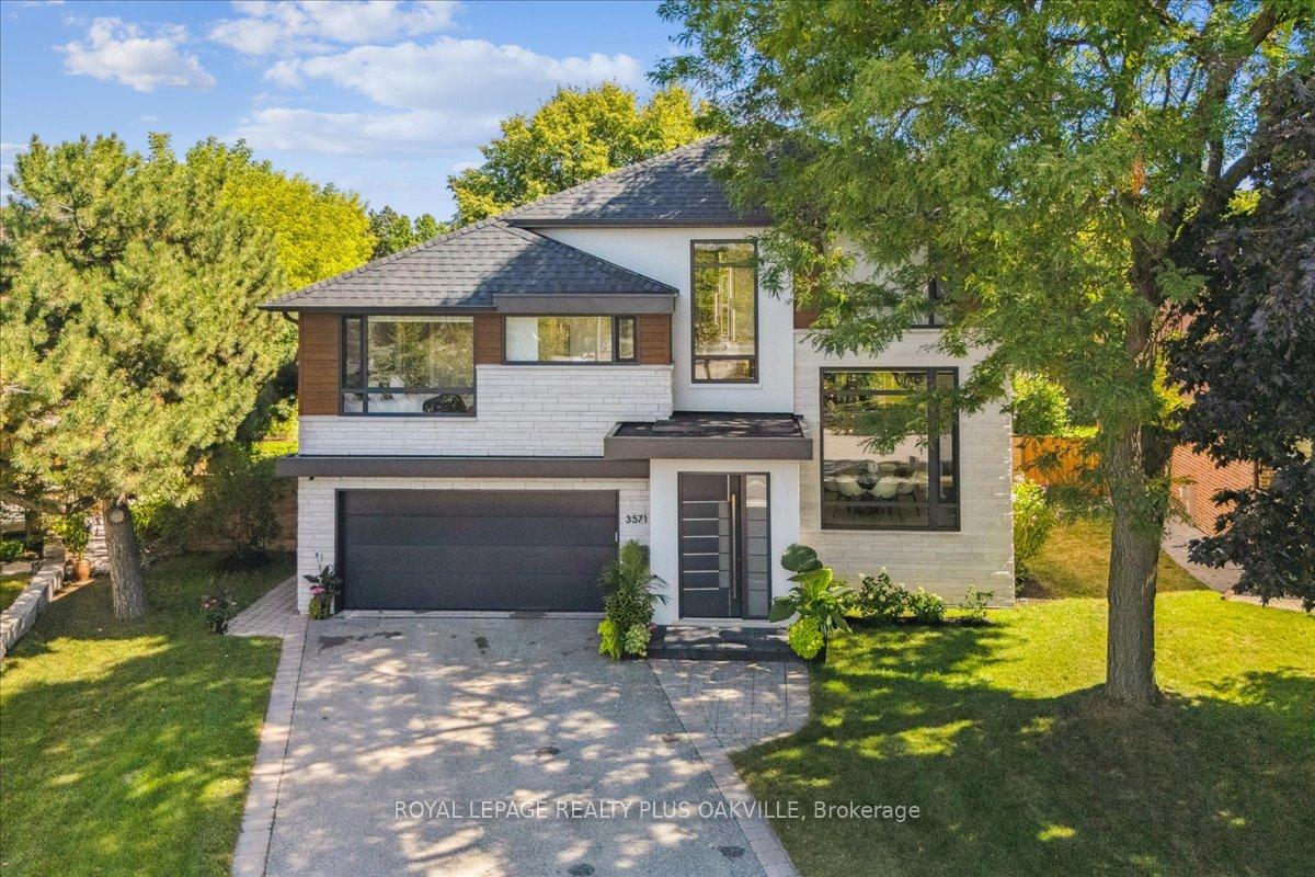 Front of 3571 Swirlingleaves Crescent