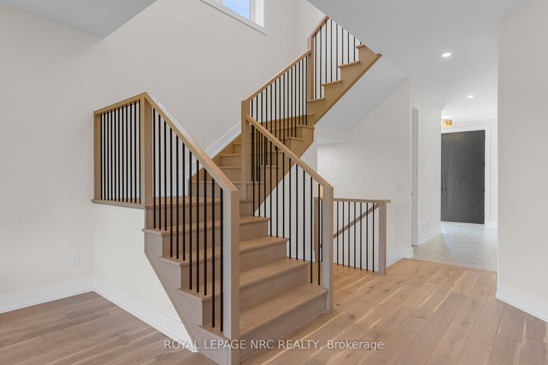 Photo 23 of 9 Arsenault Crescent, Pelham, Fonthill — HOMEH