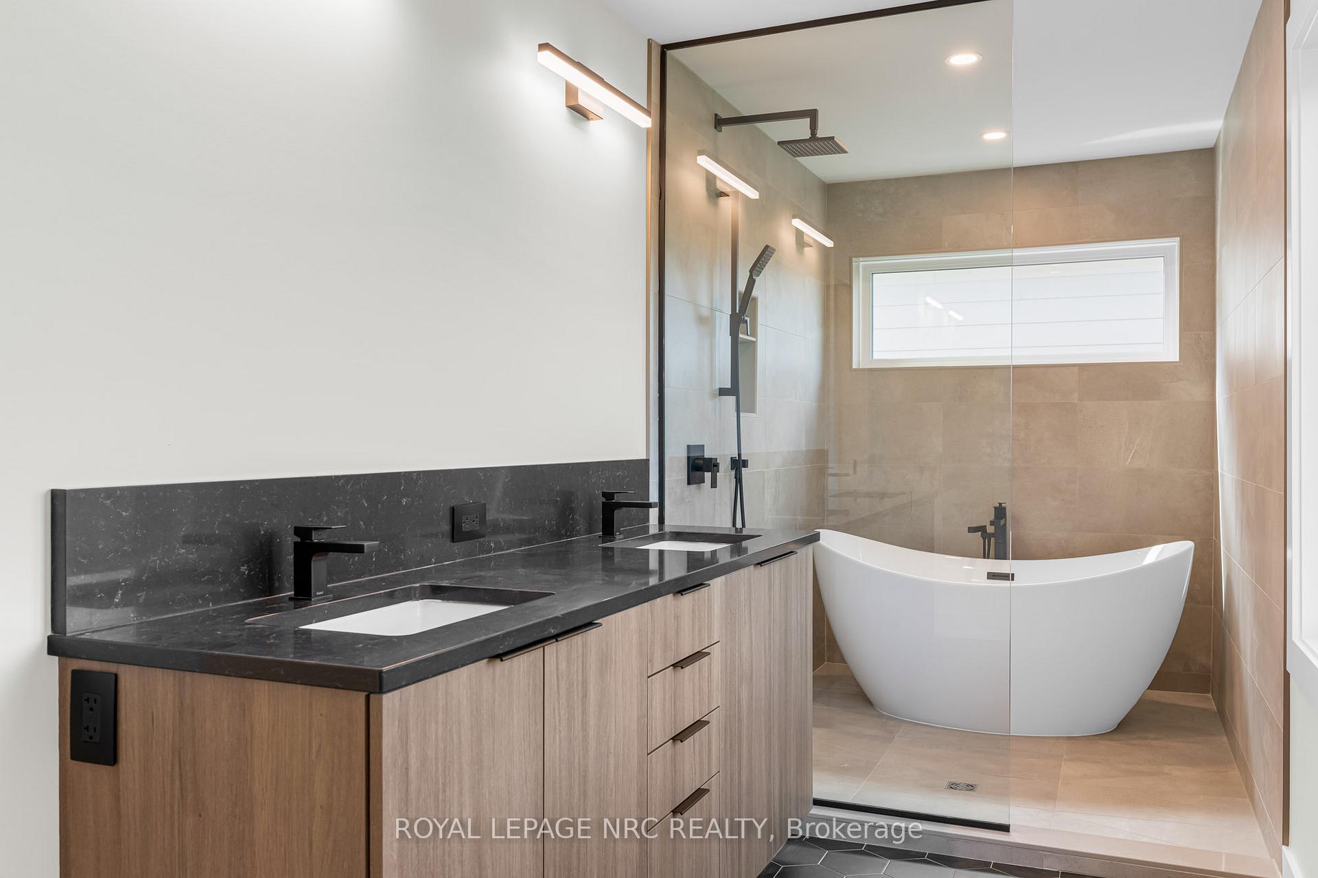 Photo 27 of 9 Arsenault Crescent, Pelham, Fonthill — HOMEH