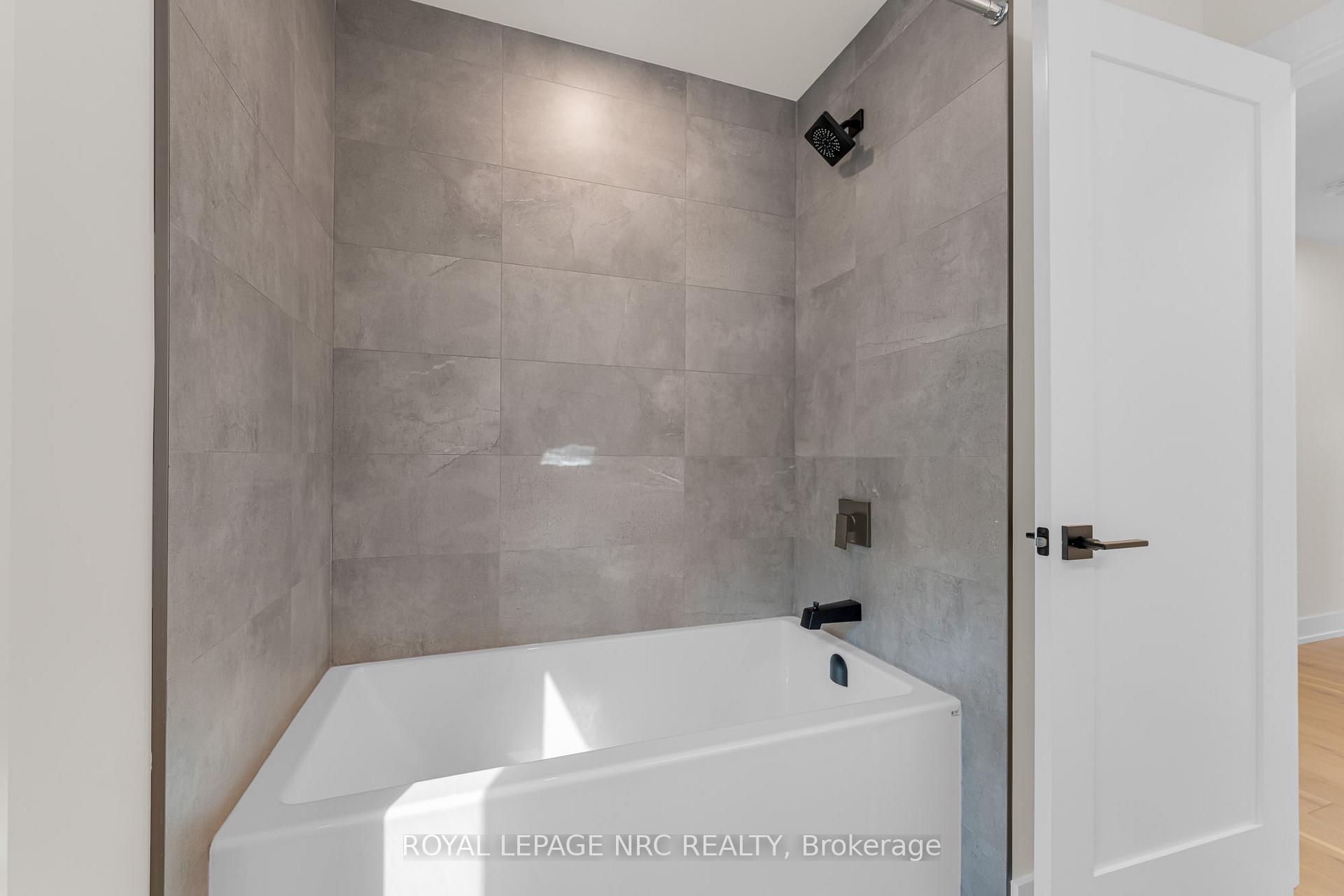 Photo 35 of 9 Arsenault Crescent, Pelham, Fonthill — HOMEH