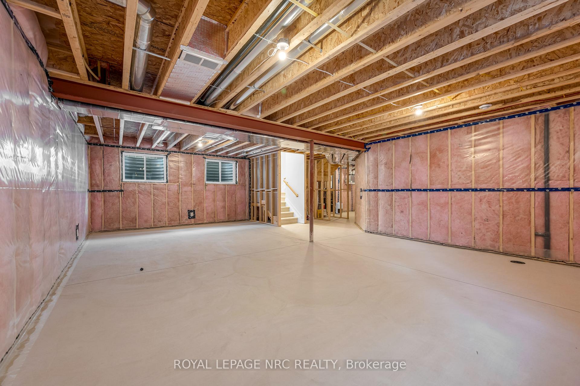 Photo 38 of 9 Arsenault Crescent, Pelham, Fonthill — HOMEH