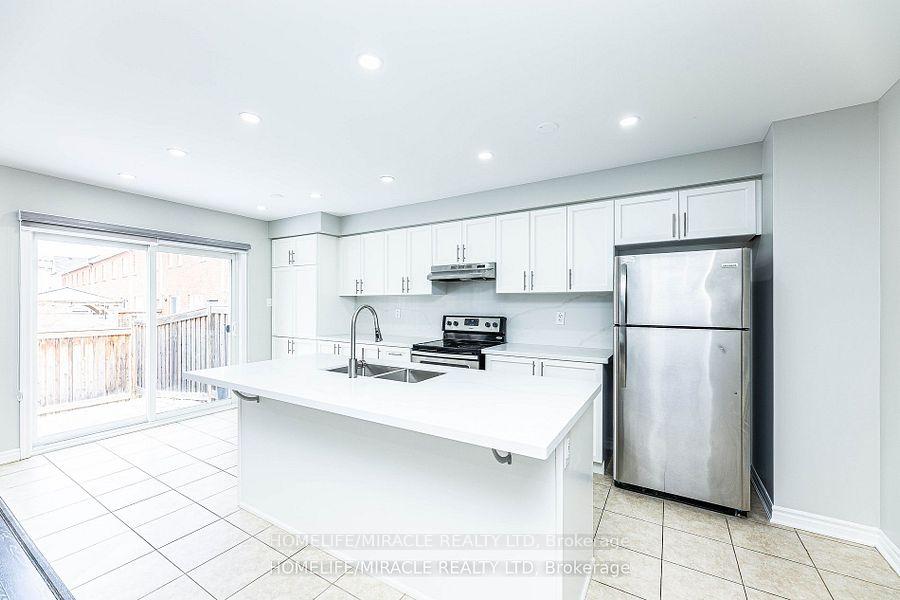 Photo 8 of 1633 Clitherow Street, Milton, Ford — HOMEH