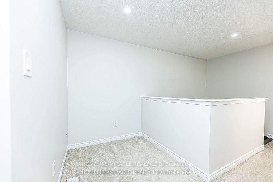 Photo 17 of 1633 Clitherow Street, Milton, Ford — HOMEH