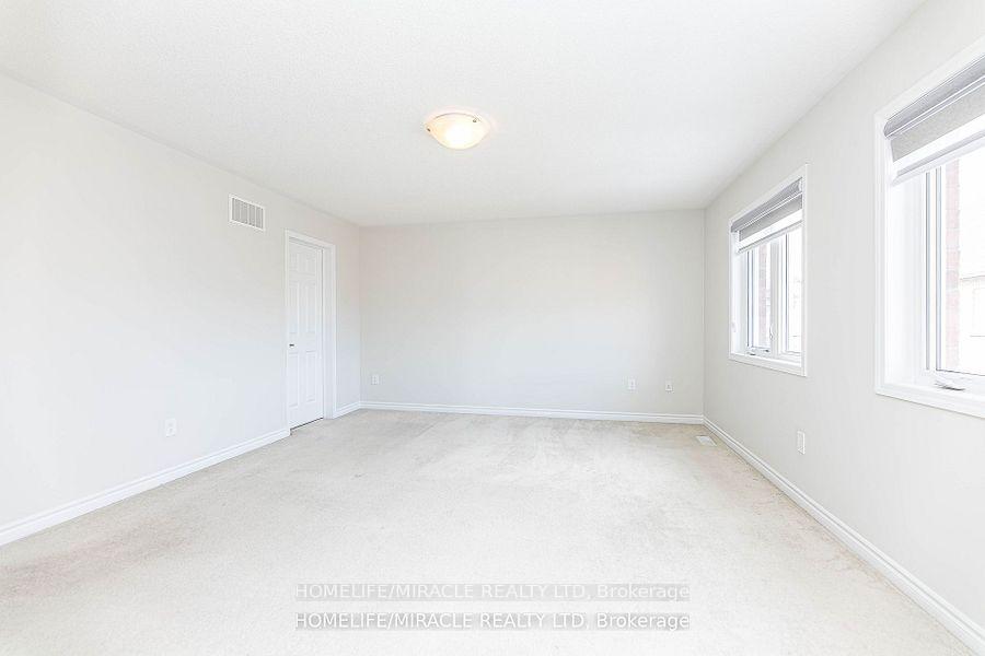 Photo 18 of 1633 Clitherow Street, Milton, Ford — HOMEH
