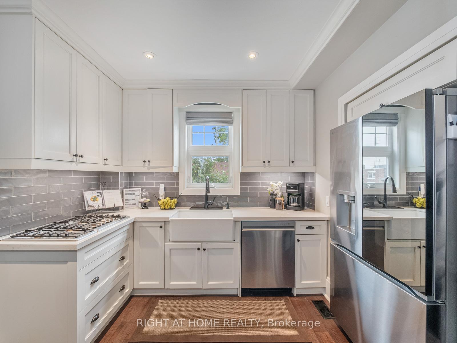 Photo 11 of 300 William Street E, Oshawa, O'Neill — HOMEH