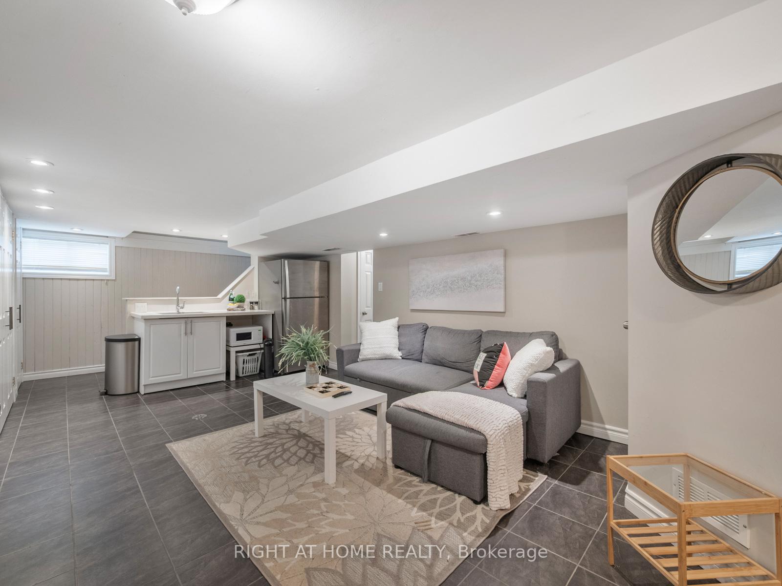 Photo 34 of 300 William Street E, Oshawa, O'Neill — HOMEH