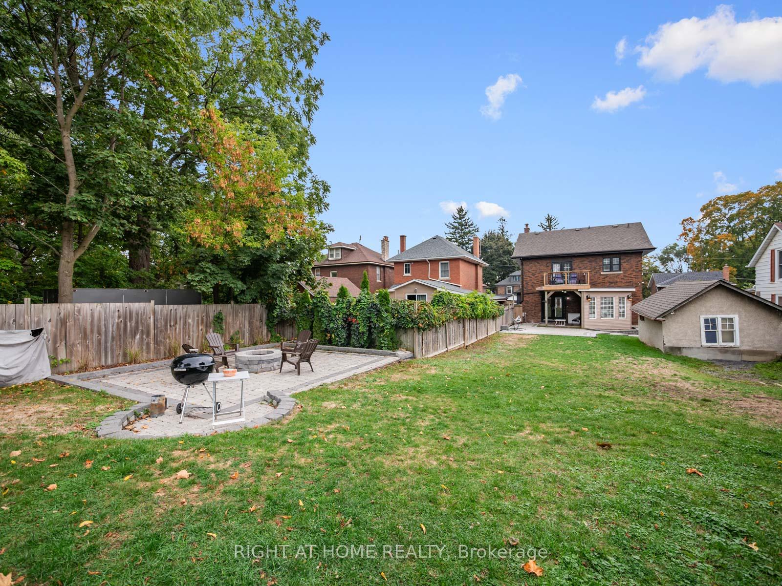 Photo 42 of 300 William Street E, Oshawa, O'Neill — HOMEH