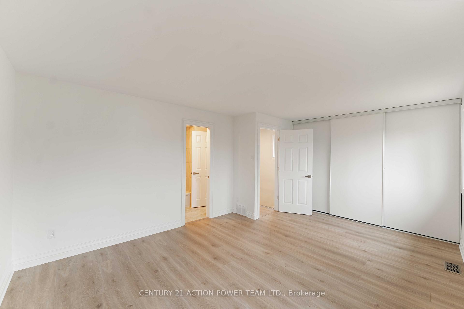 Photo 22 of Unit A, 427 Grassland Terrace, Ottawa, Queenswood Heights South — HOMEH