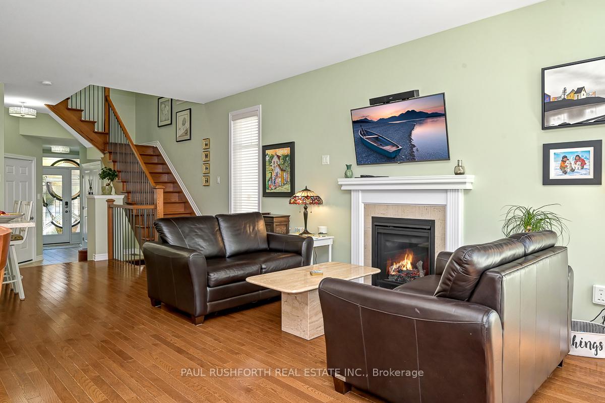 Photo 5 of 310 Mishawashkode Street, Ottawa, Camelot — HOMEH