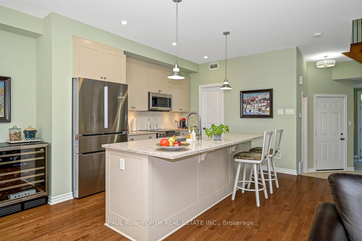 Photo 10 of 310 Mishawashkode Street, Ottawa, Camelot — HOMEH