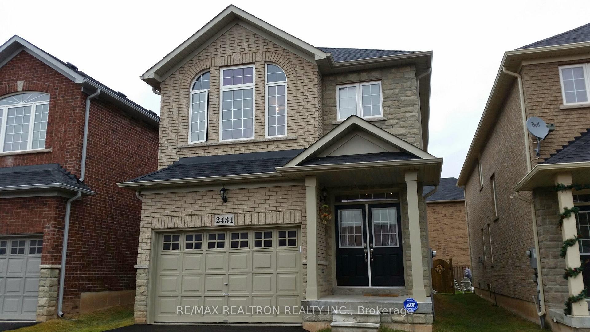 Front of 2434 Whistling Springs Crescent