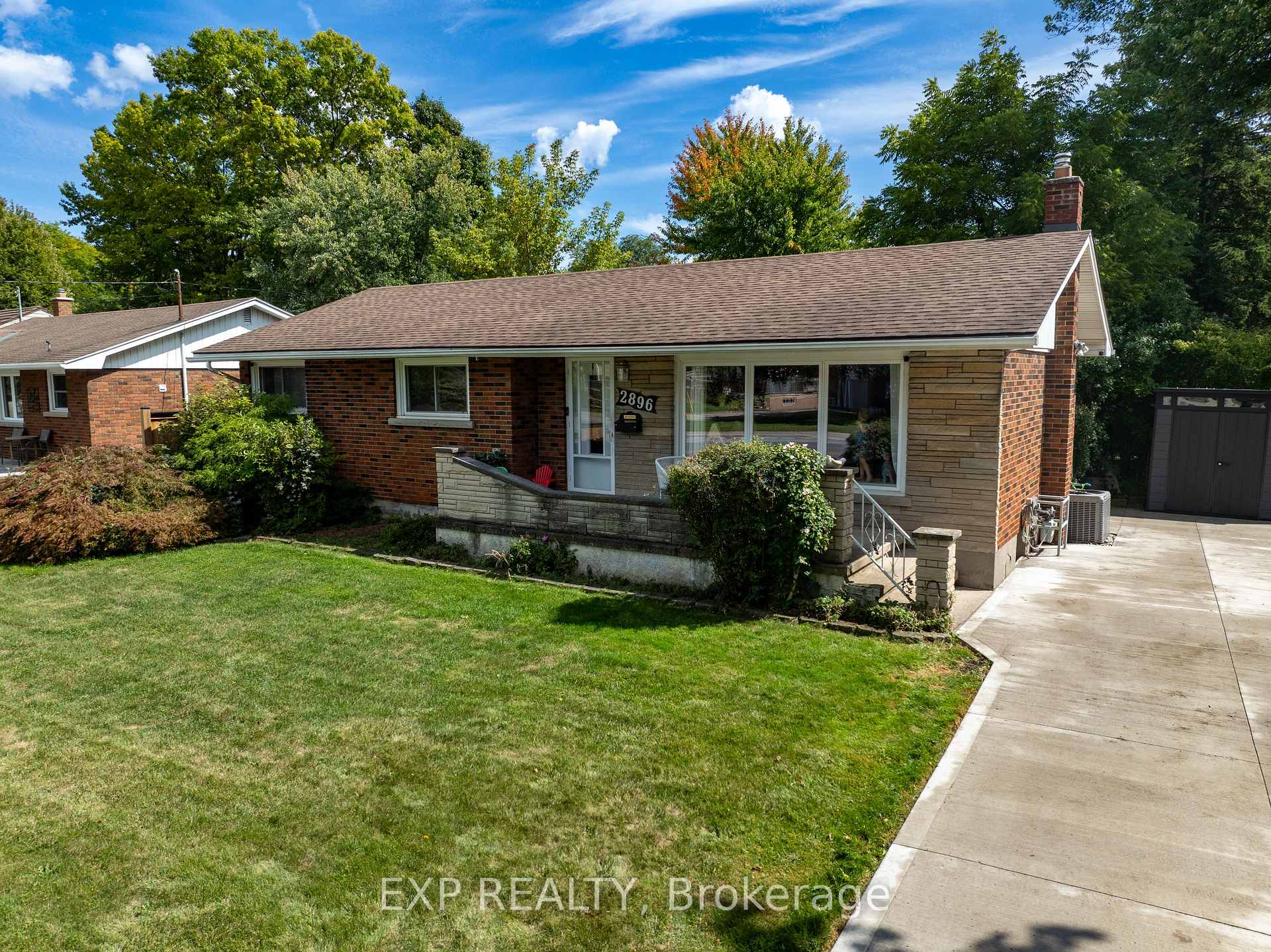Front of 2896 Portage Road