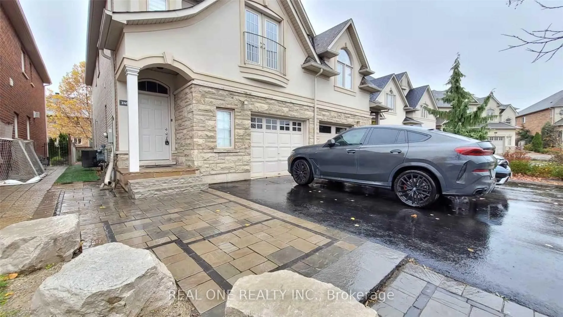 Front of 2495 Felhaber Crescent