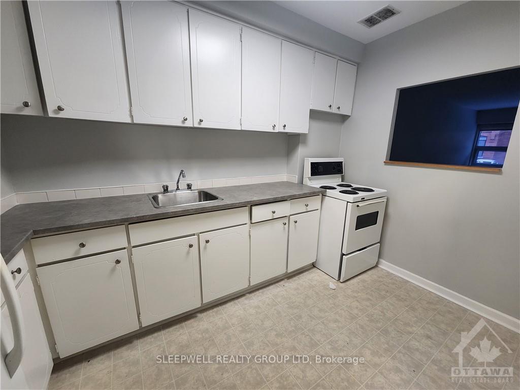 Photo 3 of Unit 501, 420 Gilmour Street, Ottawa, Ottawa Centre — HOMEH