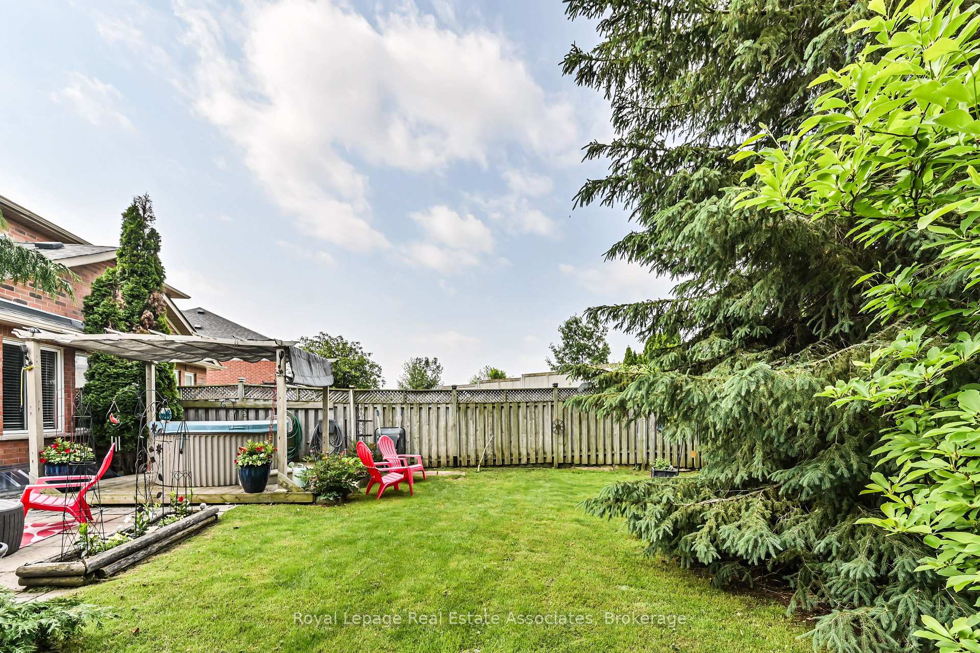 Photo 31 of 7514 Black Walnut Trail, Mississauga, Lisgar — HOMEH