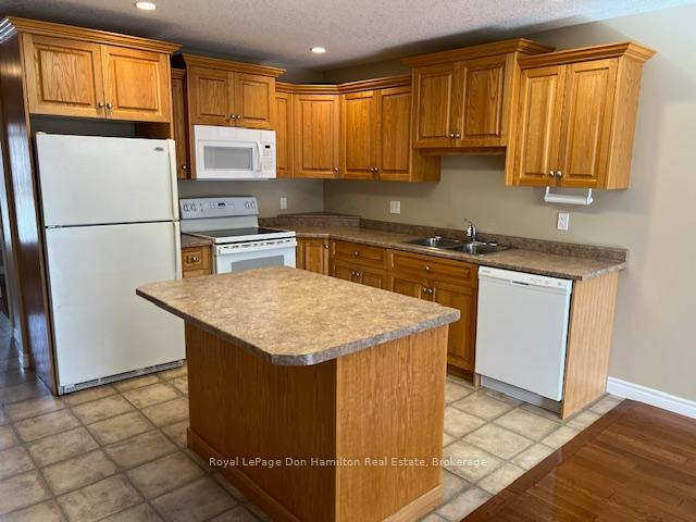 Photo 7 of 400 Danby Street E, North Perth, Listowel — HOMEH