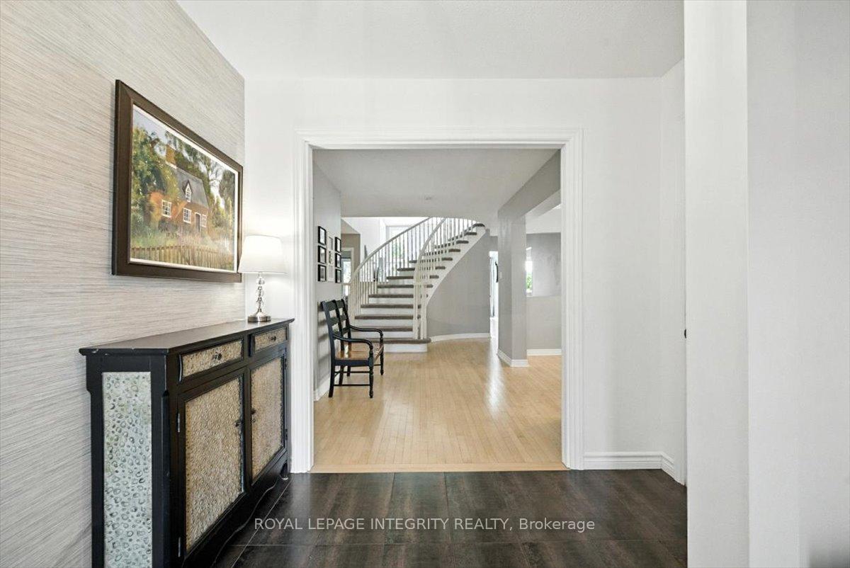 Photo 5 of 1795 Turnberry Road, Ottawa, Queenswood Heights South — HOMEH