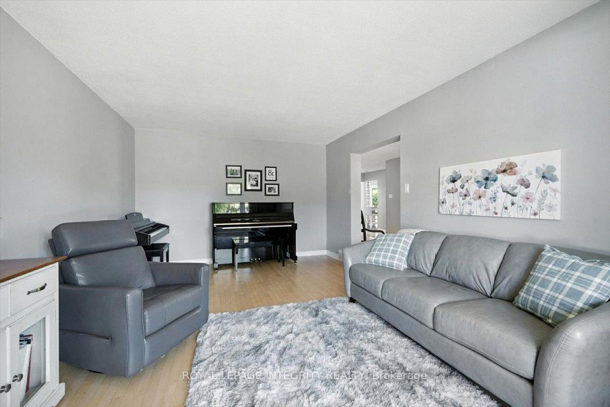 Photo 9 of 1795 Turnberry Road, Ottawa, Queenswood Heights South — HOMEH