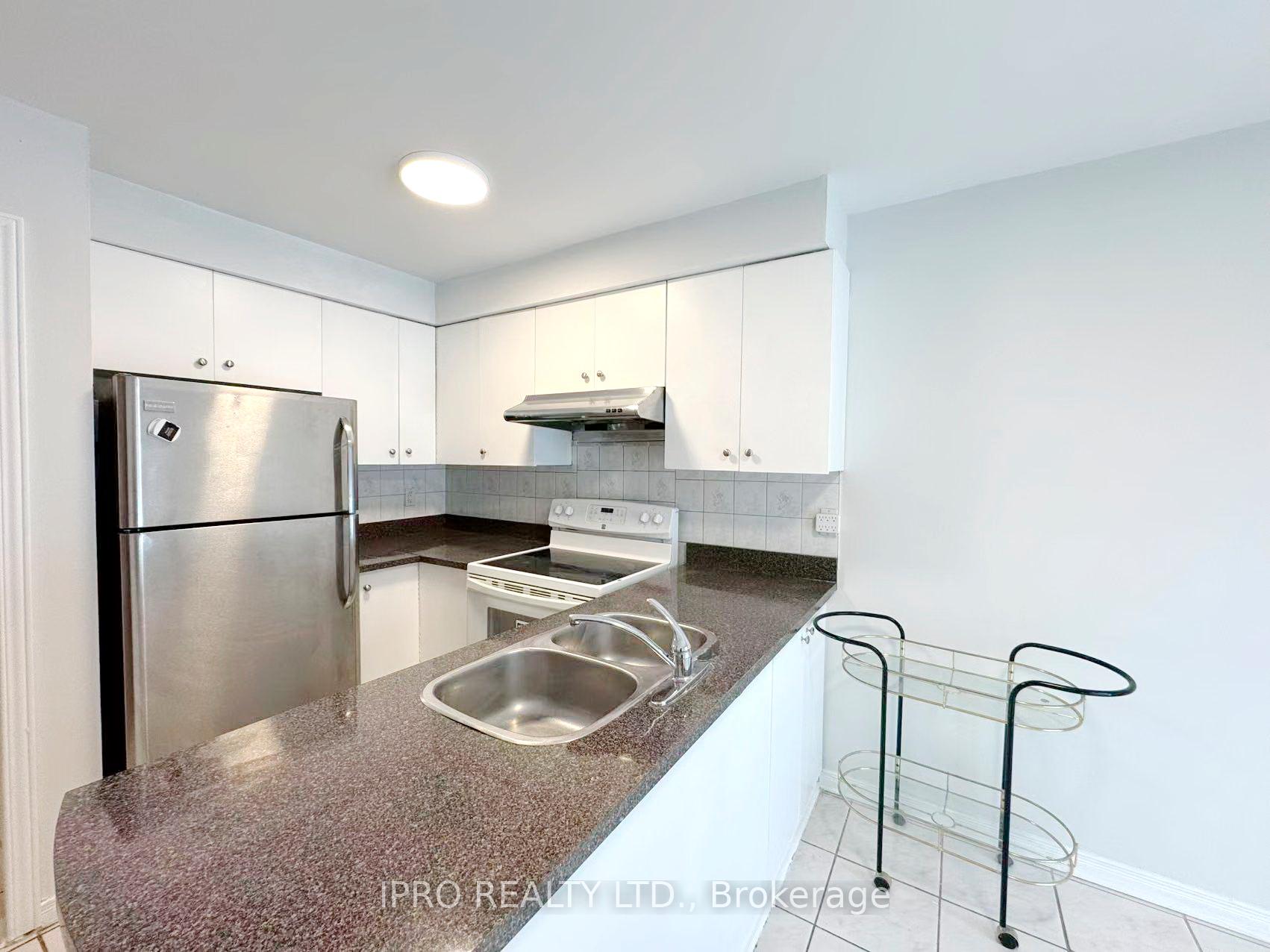 Photo 5 of 63 Kenley Crescent, Markham, Milliken Mills East — HOMEH
