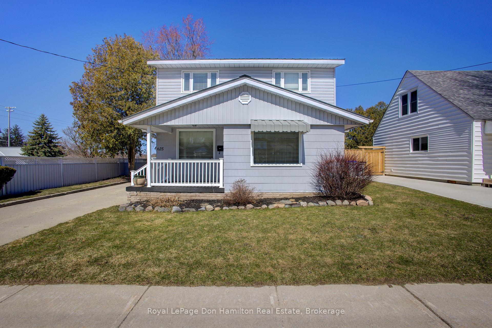 Photo 2 of 625 Elizabeth Street E, North Perth, Listowel — HOMEH