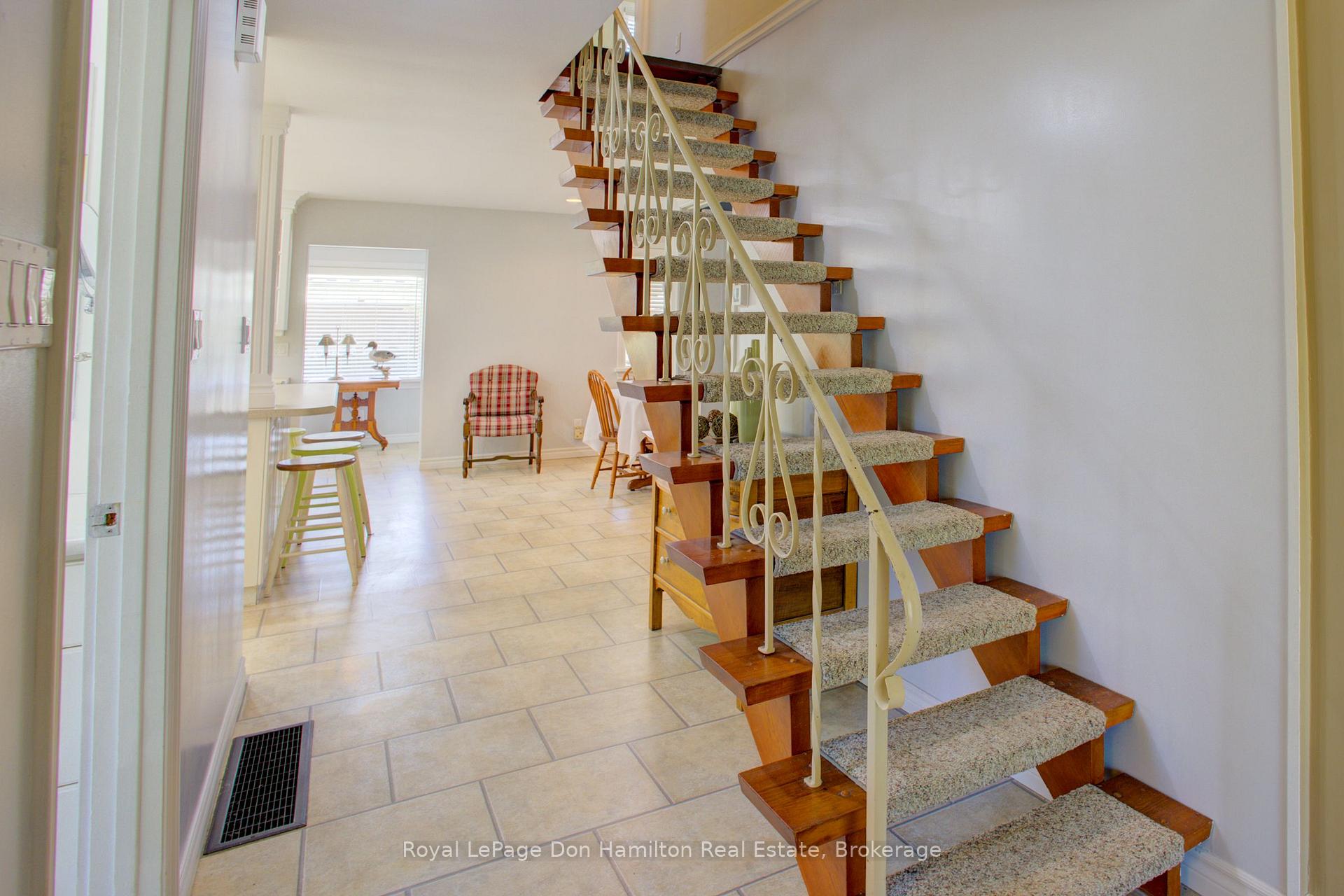 Photo 21 of 625 Elizabeth Street E, North Perth, Listowel — HOMEH